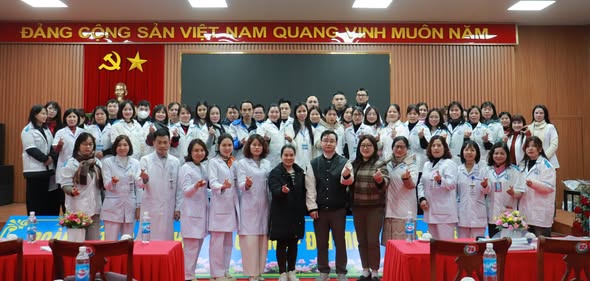 Sinh viên ngành Y sĩ đa khoa MPT tham gia thực tập tại bệnh viện Đa khoa Mê Linh