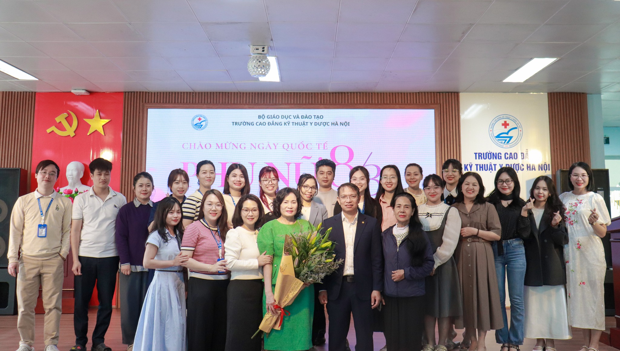 Những đóa hoa rực rỡ trong hành trình phát triển MPT