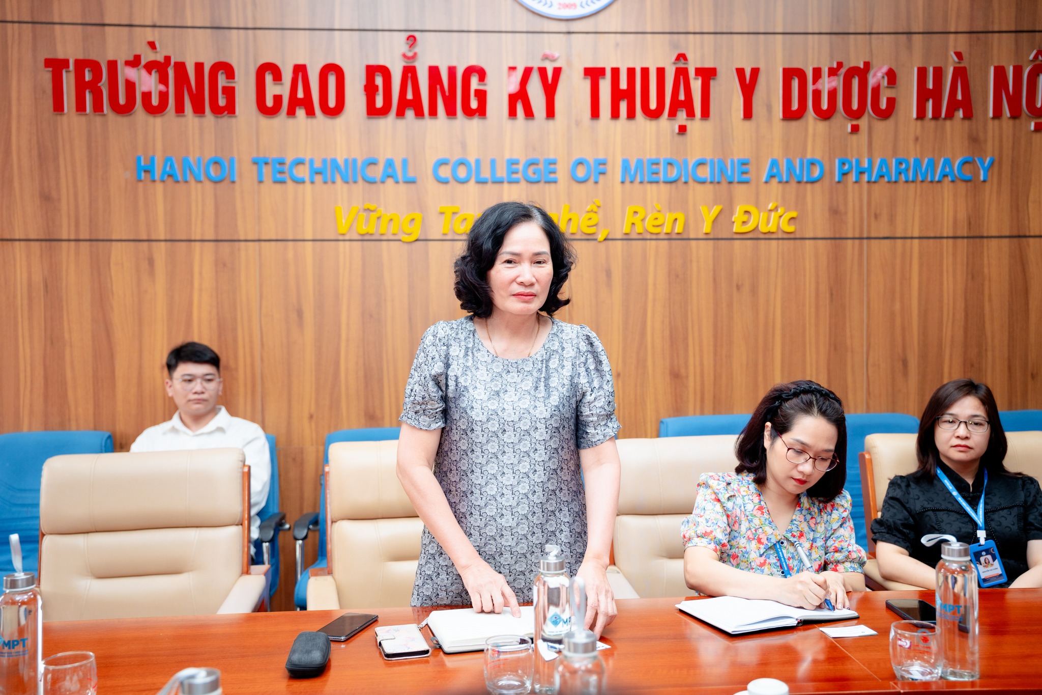 Đại học Inje (Hàn Quốc) đến thăm và làm việc tại trường Cao đẳng Kỹ thuật Y Dược Hà Nội 3 658783204 986368897240291 2739568505838810168 n